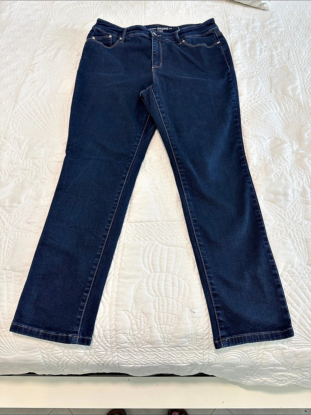 Chico's The Platinum Jegging Bootcut Jeans Blue Size 1.5 Like New